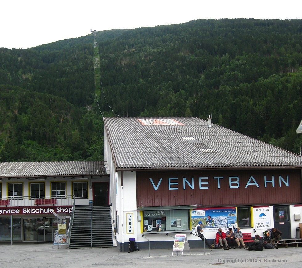 Talstation der Venetbahn in Zams