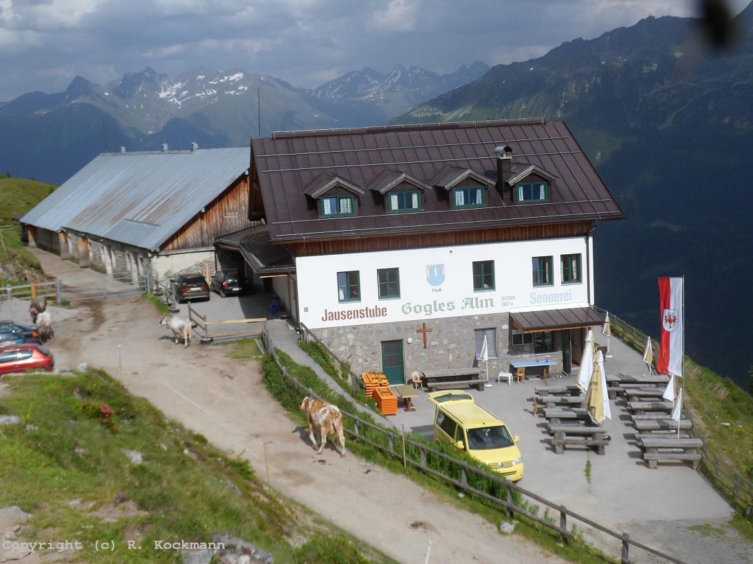 Erste Jausenstation am Panoramaweg: die Gogles Alm