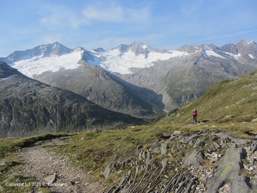 Blick auf die Gletscher der Berge oberhalb der Berliner Htte