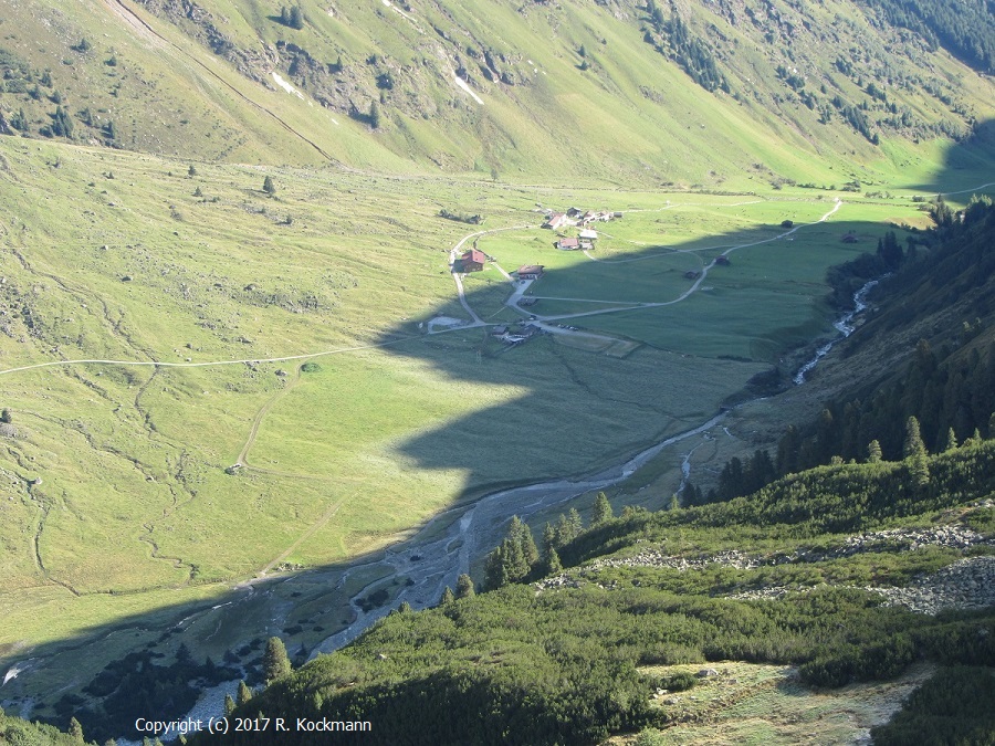 Blick auf den Oberiss-Almgasthof