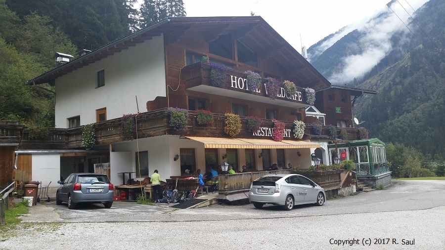 Unser Talziel und Mittagspause: Hotel Waldcafe