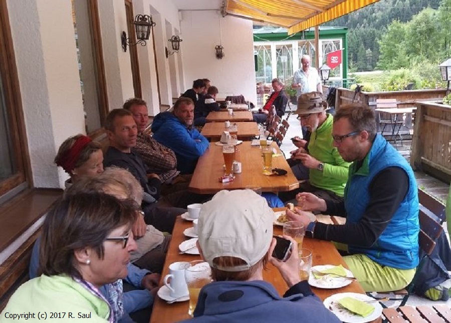 Mittagspause im "Waldcafe"