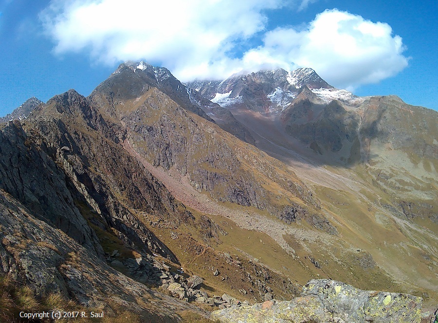 Die nchsten Berge vor uns