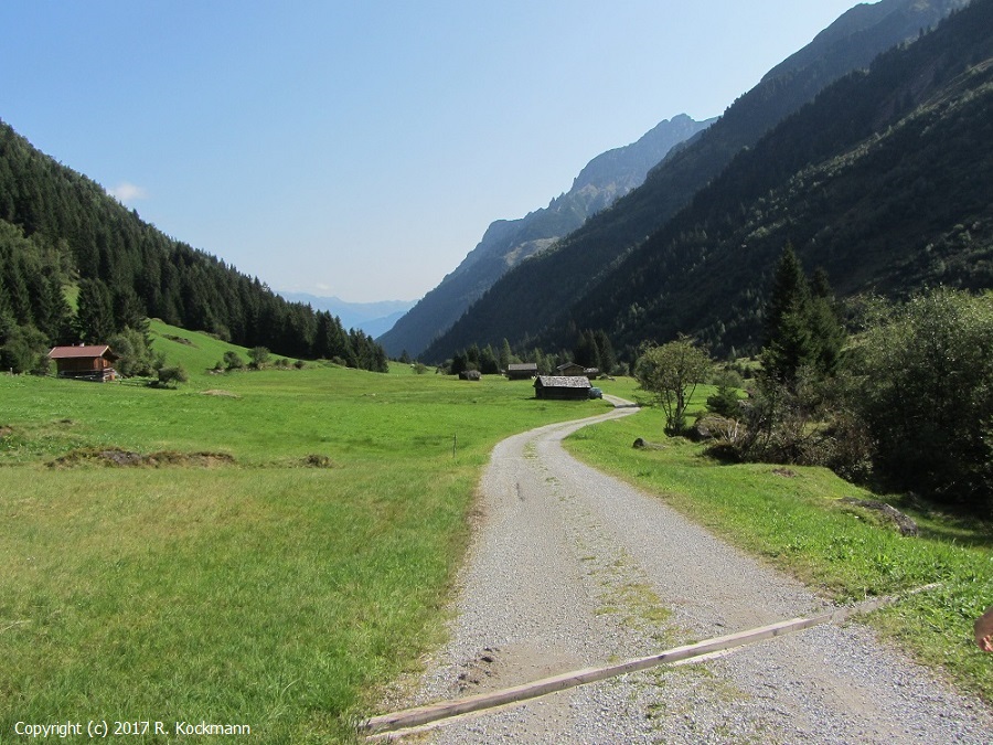 Durch das Gschnitztal zum Gasthof Feuerstein